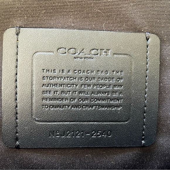 Coach Sling Bag - Picture 8 of 8